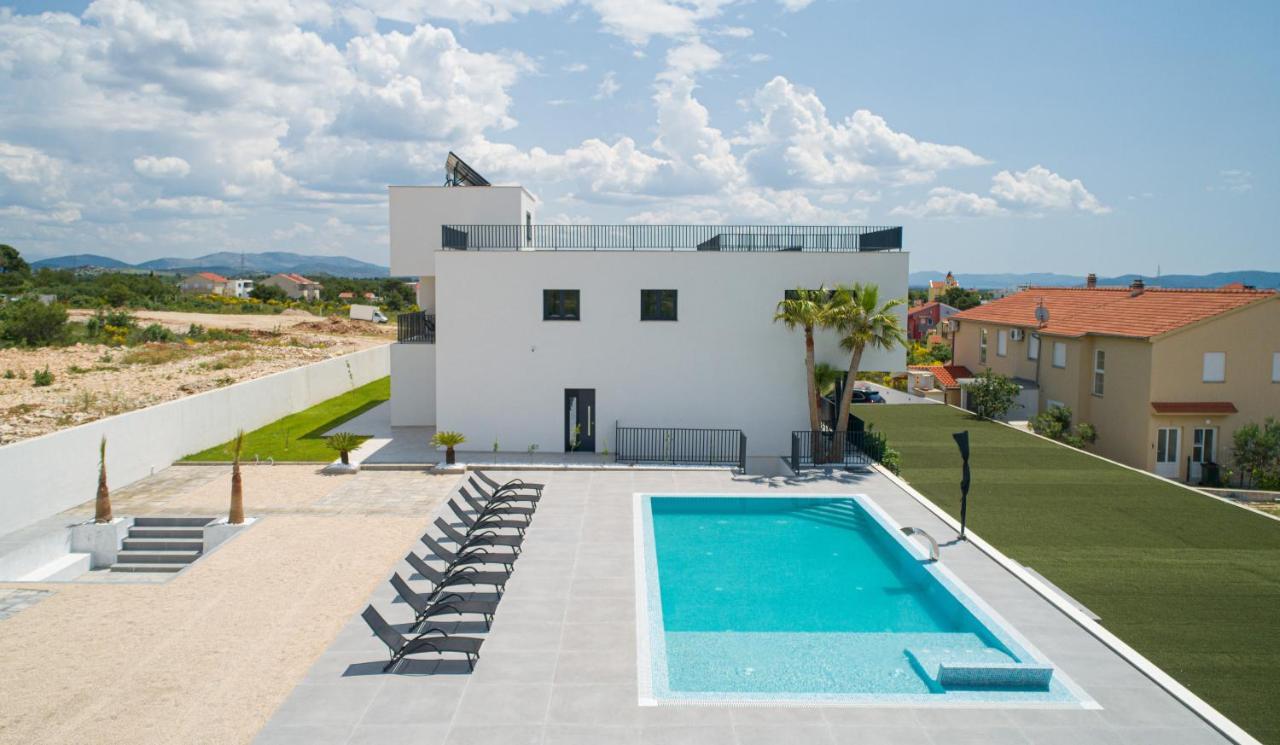 Rooftop House