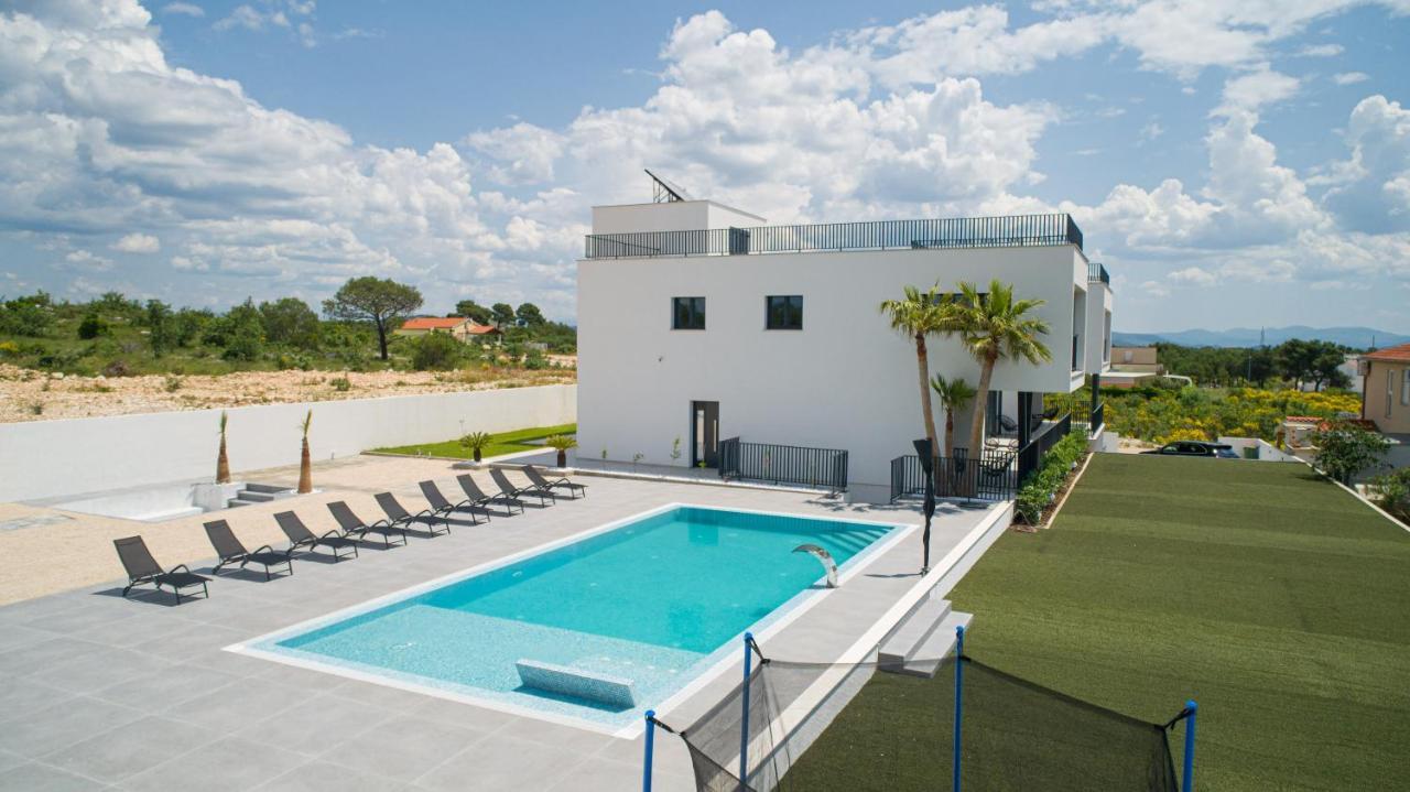 Rooftop House Apartment