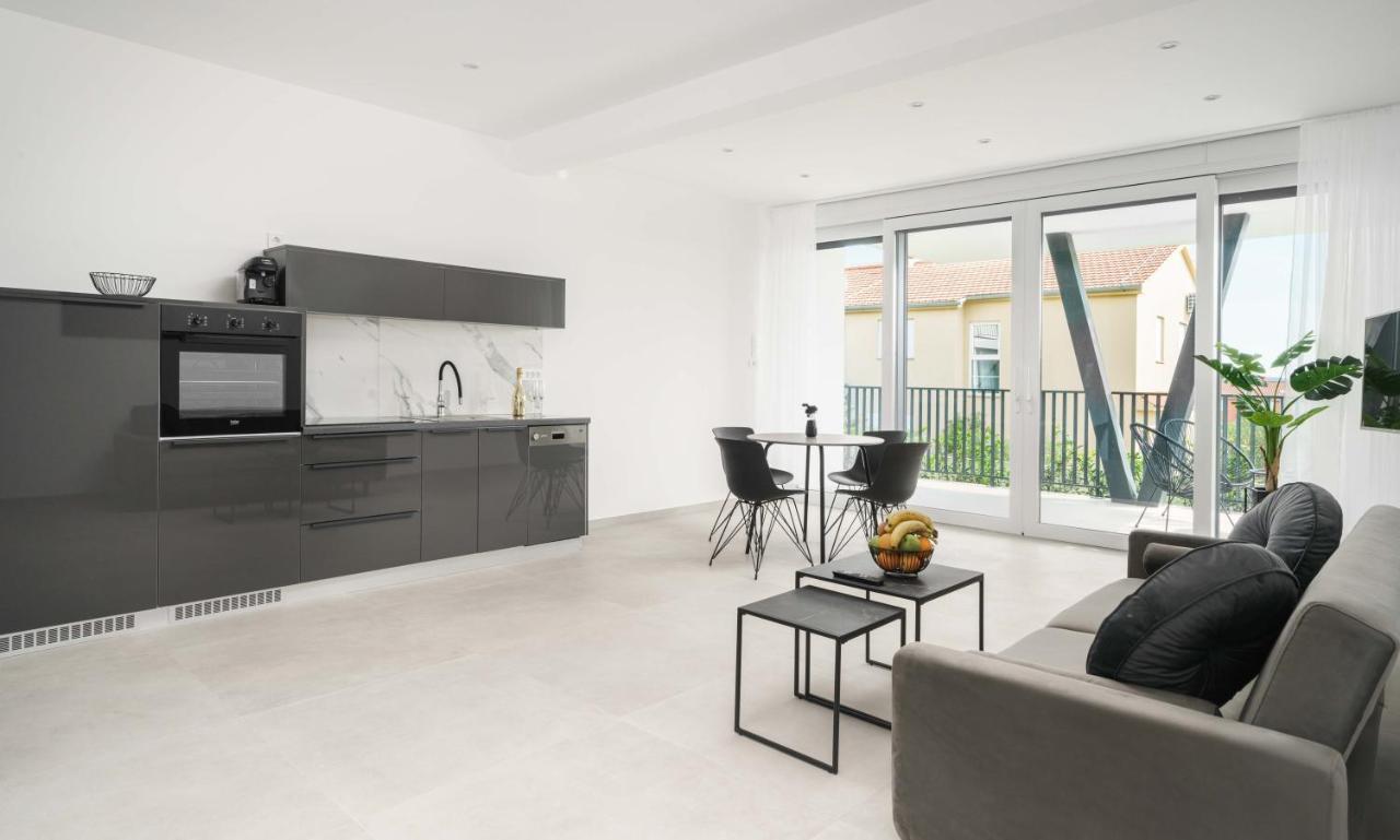 Rooftop House Apartment